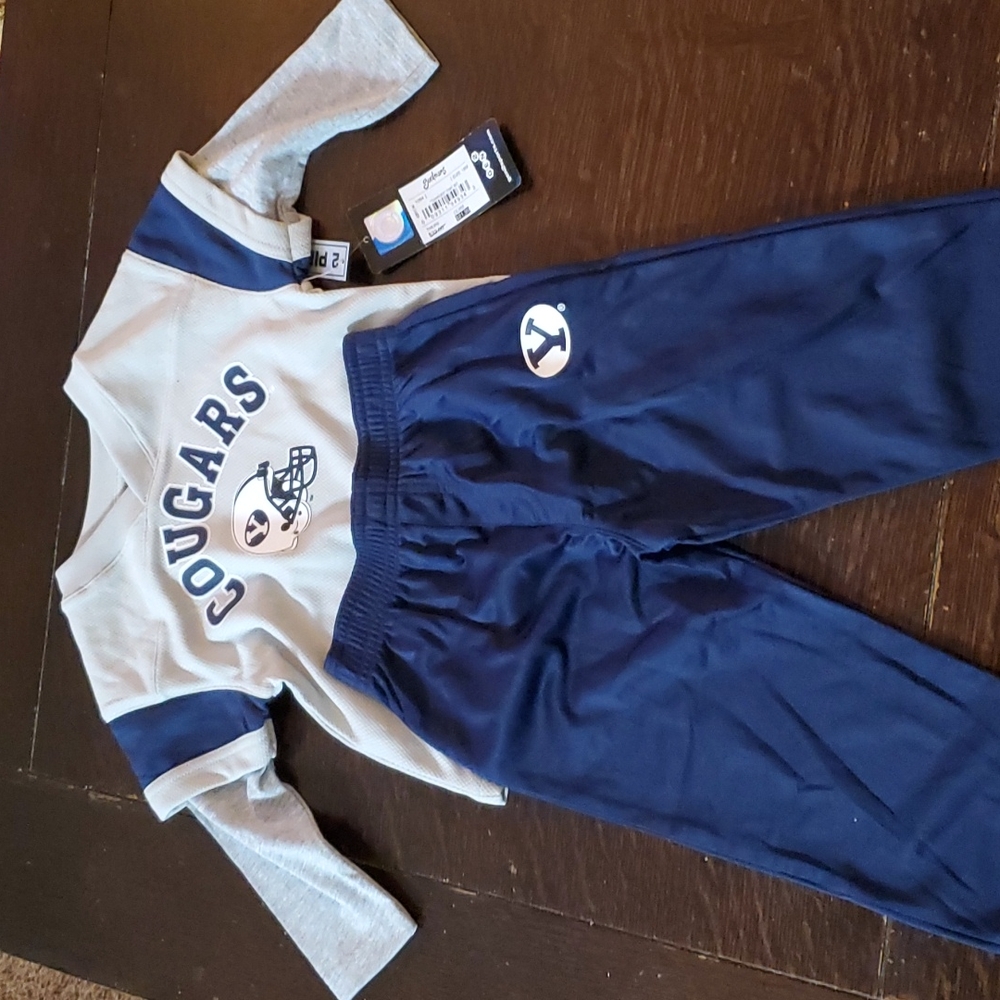 Gen 2 sports 2 piece cougar charger pant set